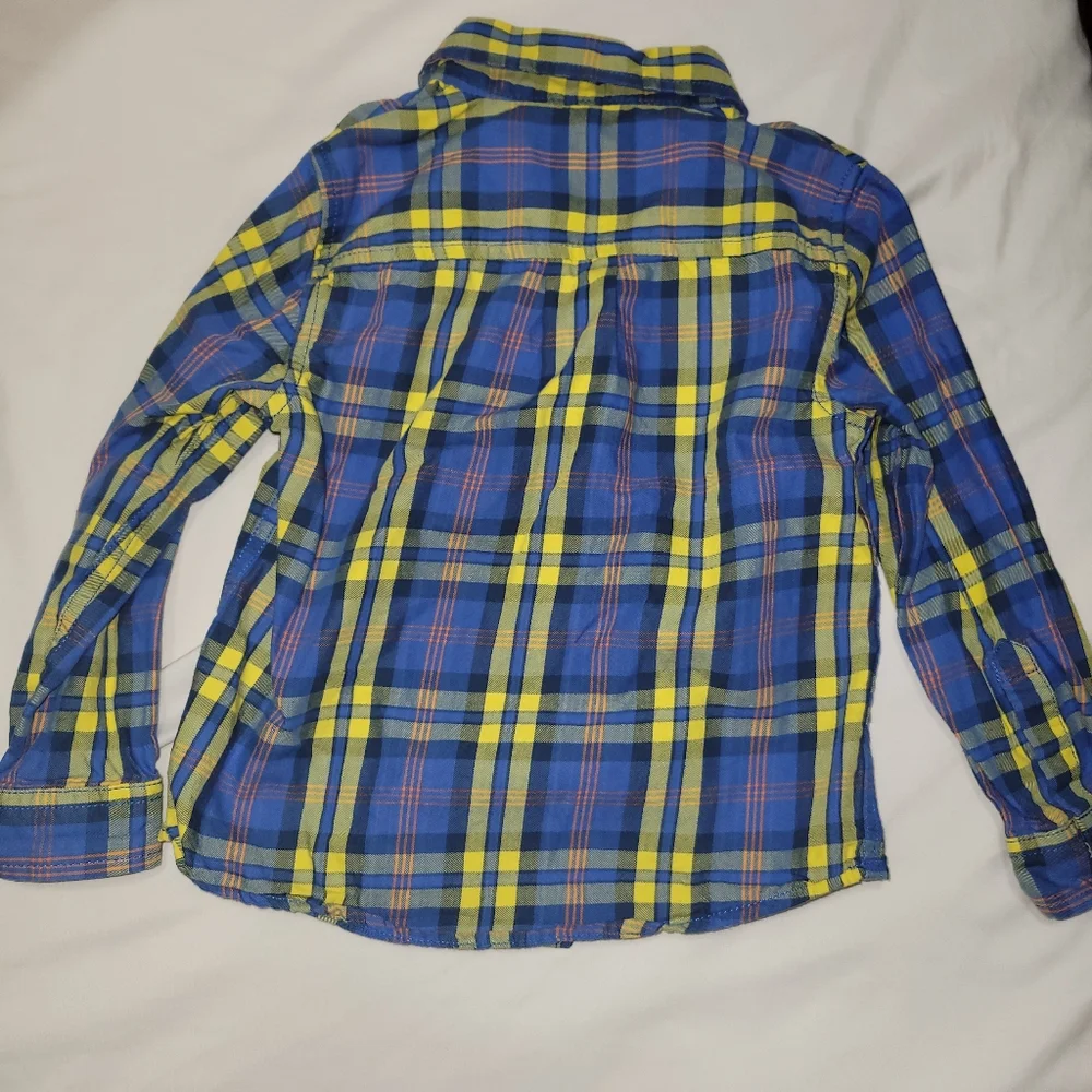 3 kids button ups - Picture 9 of 9
